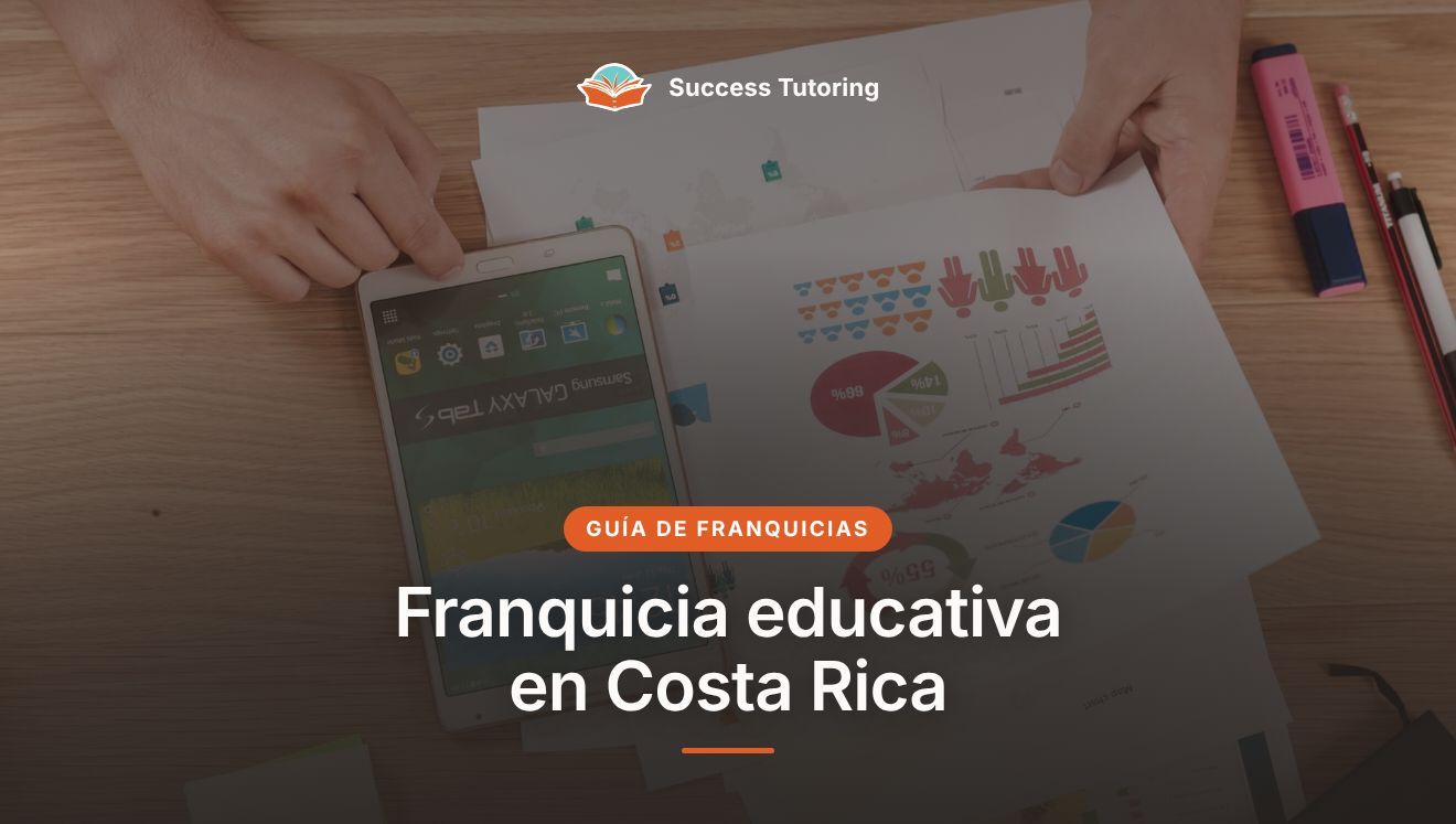 Franquicia educativa en Costa Rica: guía completa 2026 | Financial planning papers and a phone on a desk
