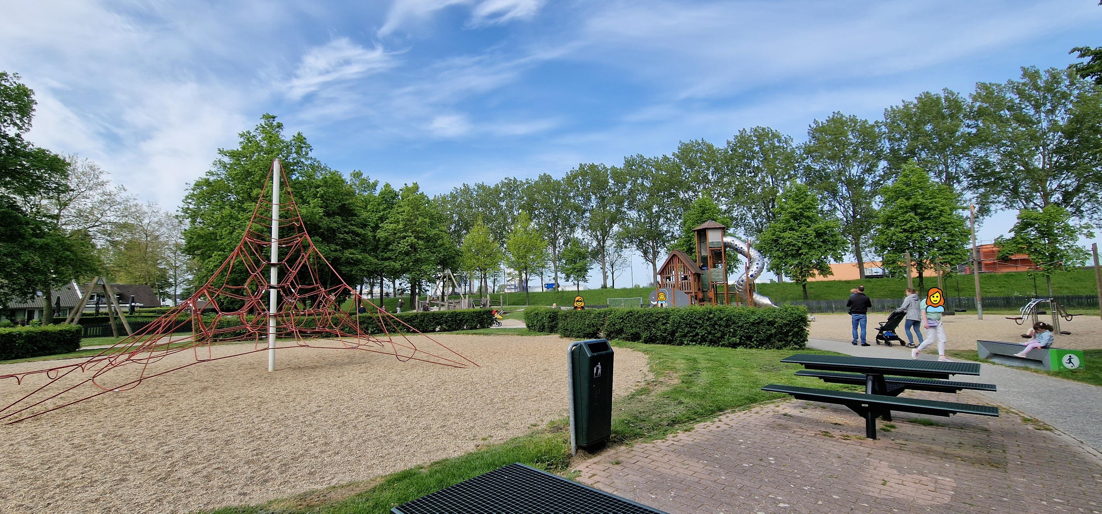Picture of the climbing frame and the play tower