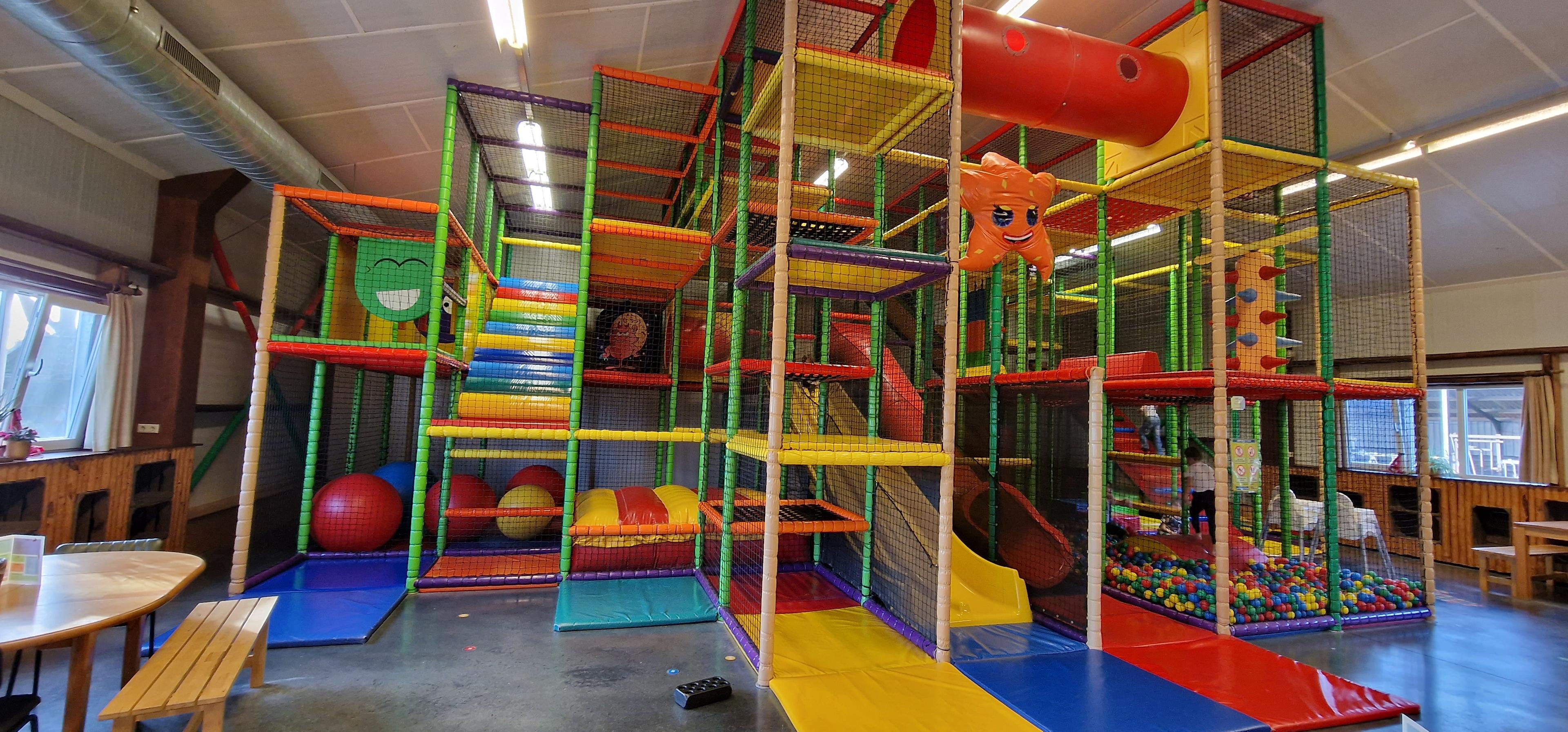 Photo of the indoor play paradise