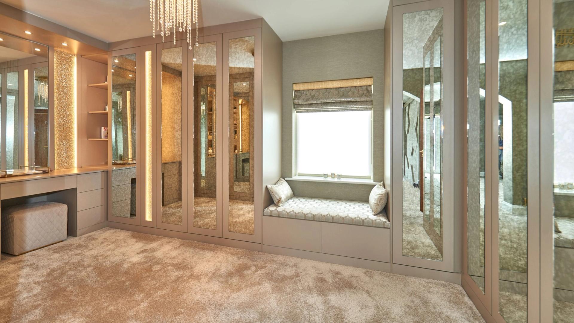 Master dressing room with mirrored panels