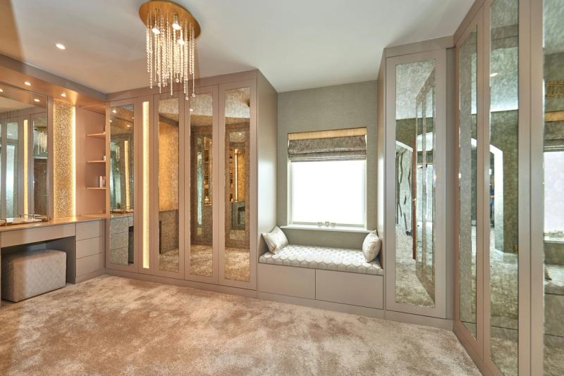 Master dressing room with mirrored panels