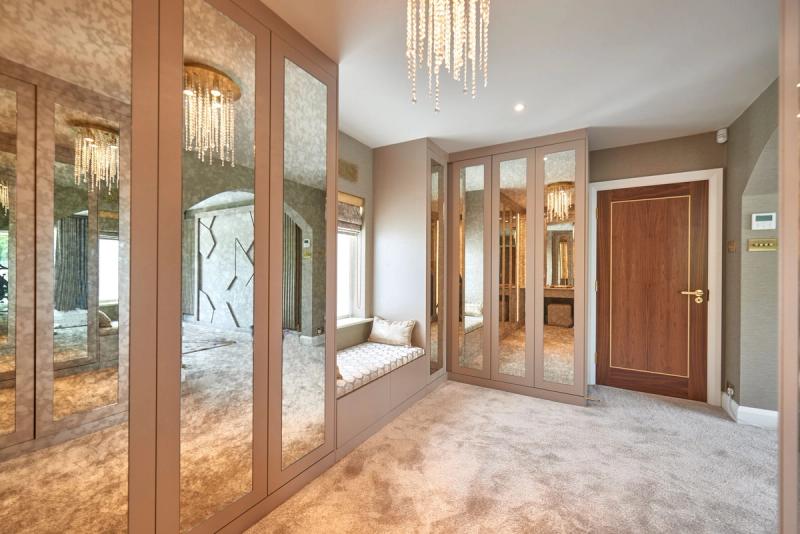 Dressing room with custom lighting