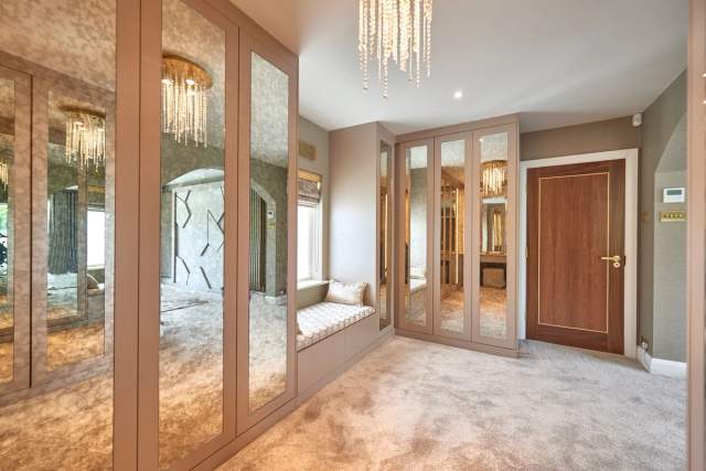 Dressing room with custom lighting