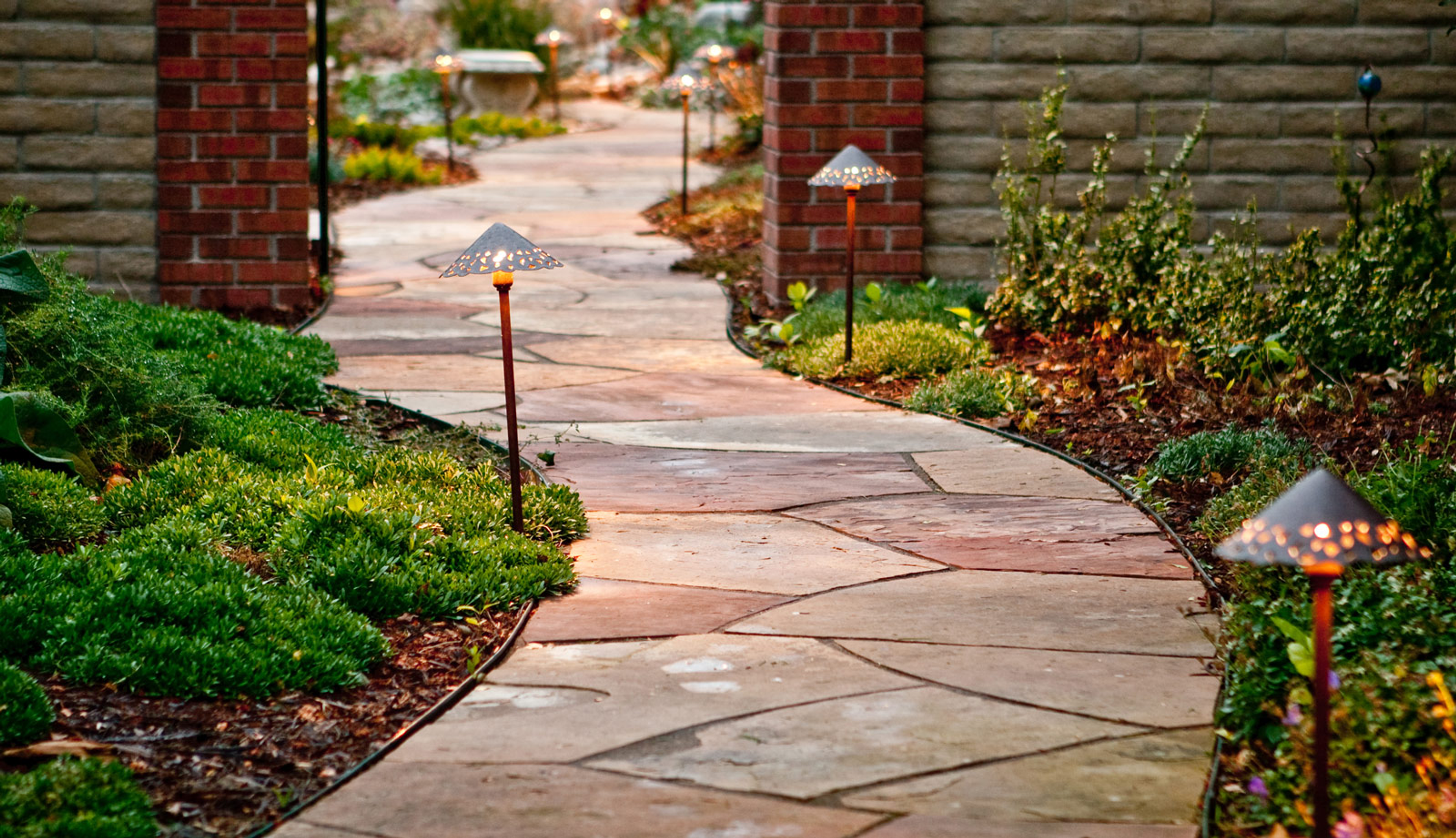 Landscape Lighting for Fort Collins, Loveland, Greeley, & Windsor - Northern Colorado