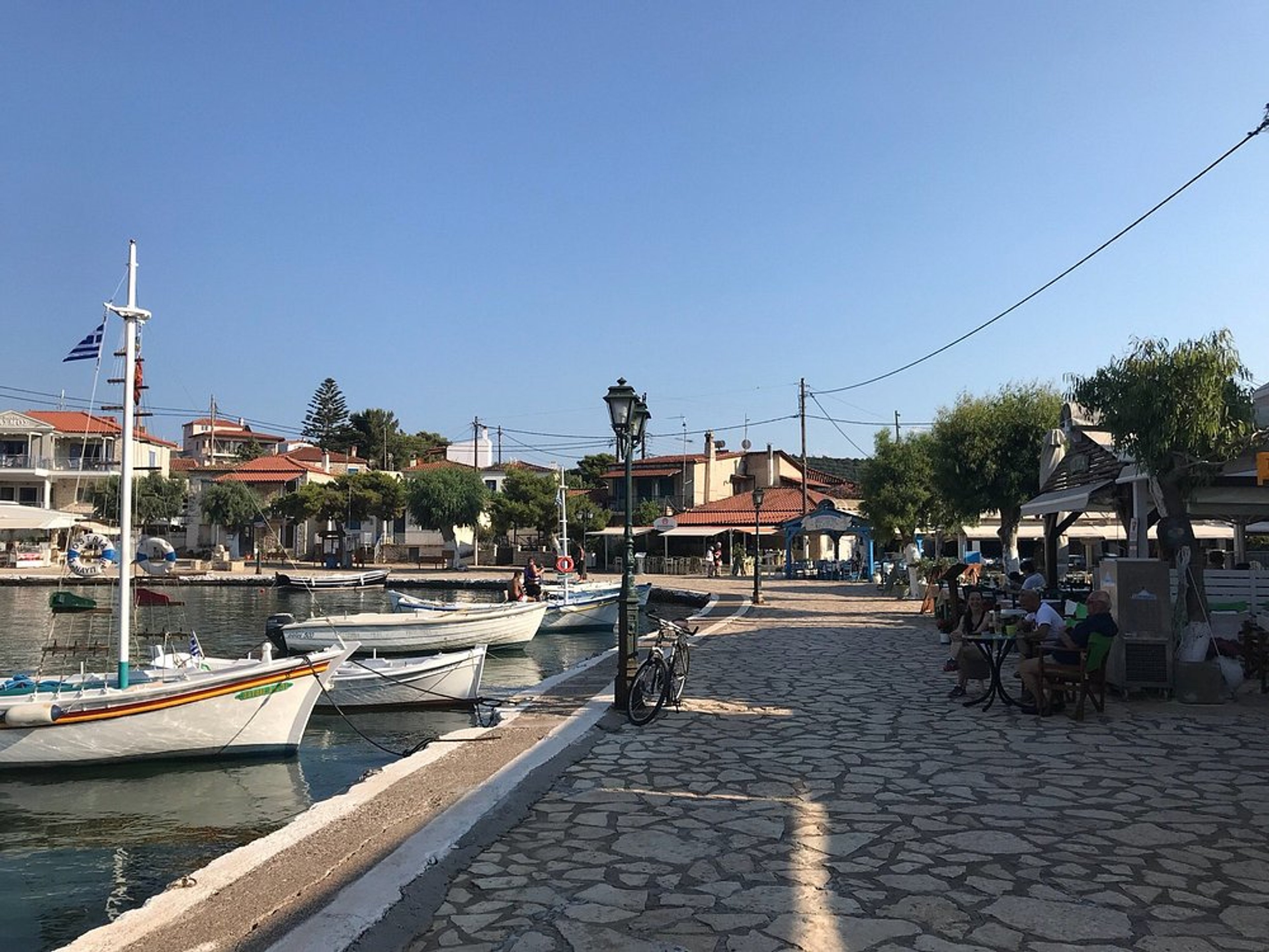 Trizonia Island — photo 5