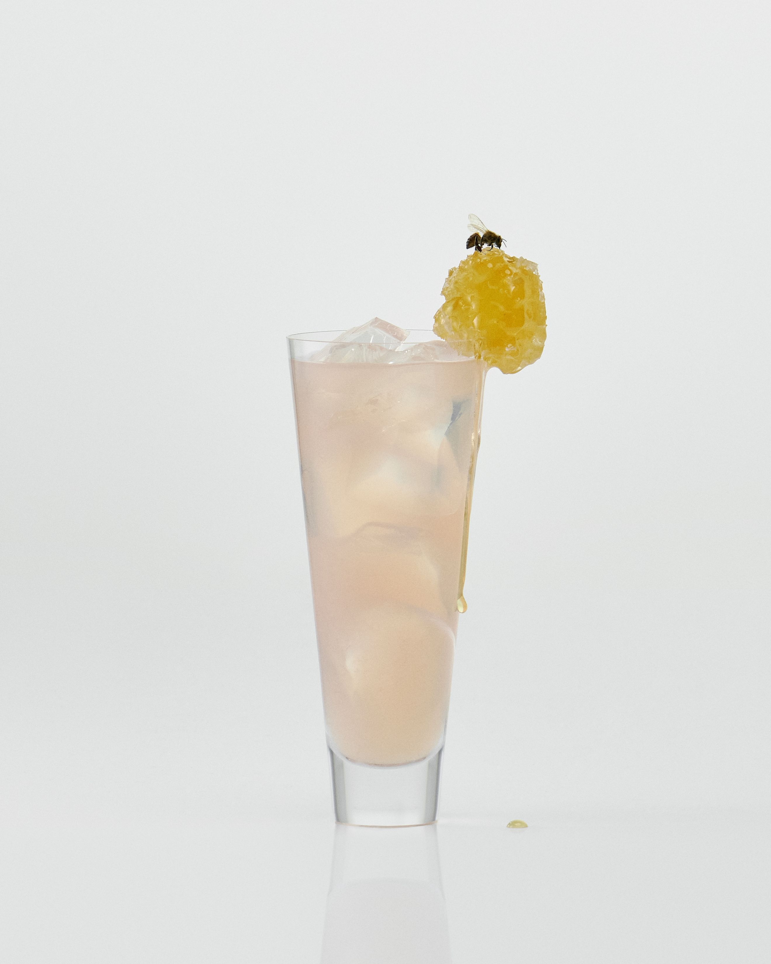 Thawing Out: Honey & Lemon Cocktail Recipe - Aplós