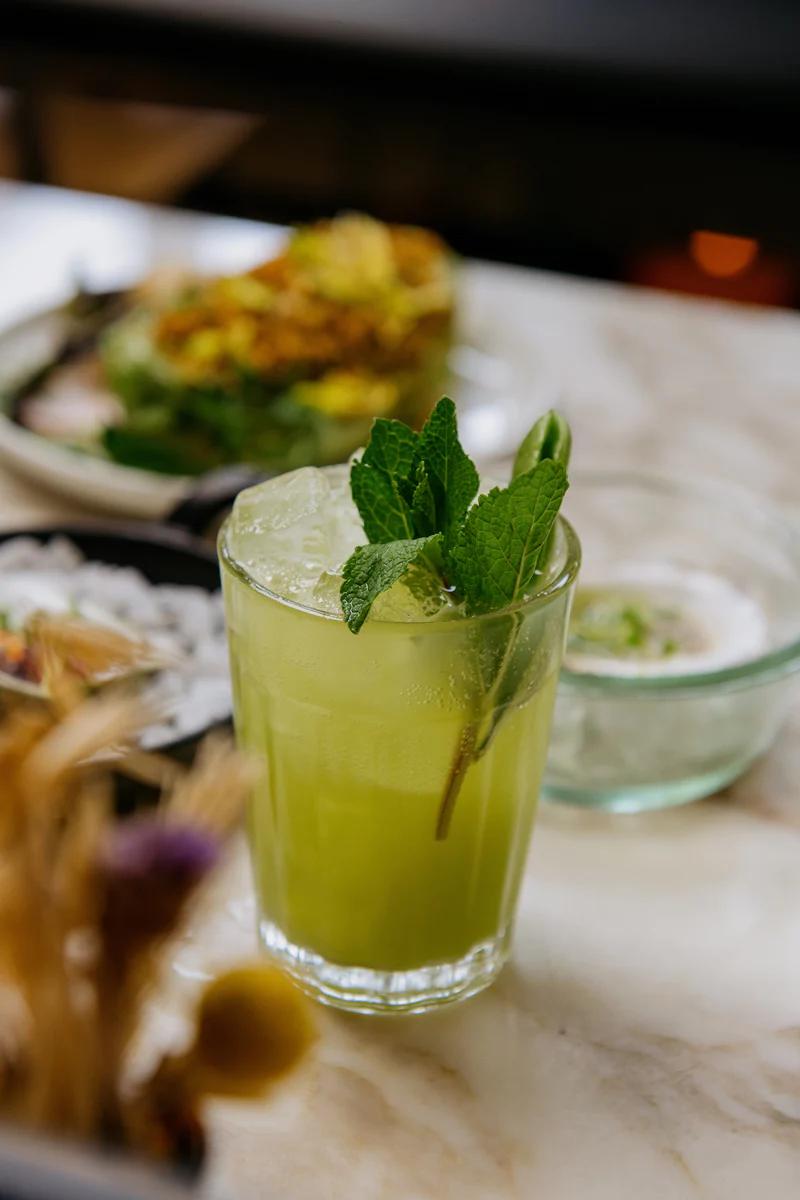 Aplós Snap Pea Cooler Cocktail Recipe - Aplós