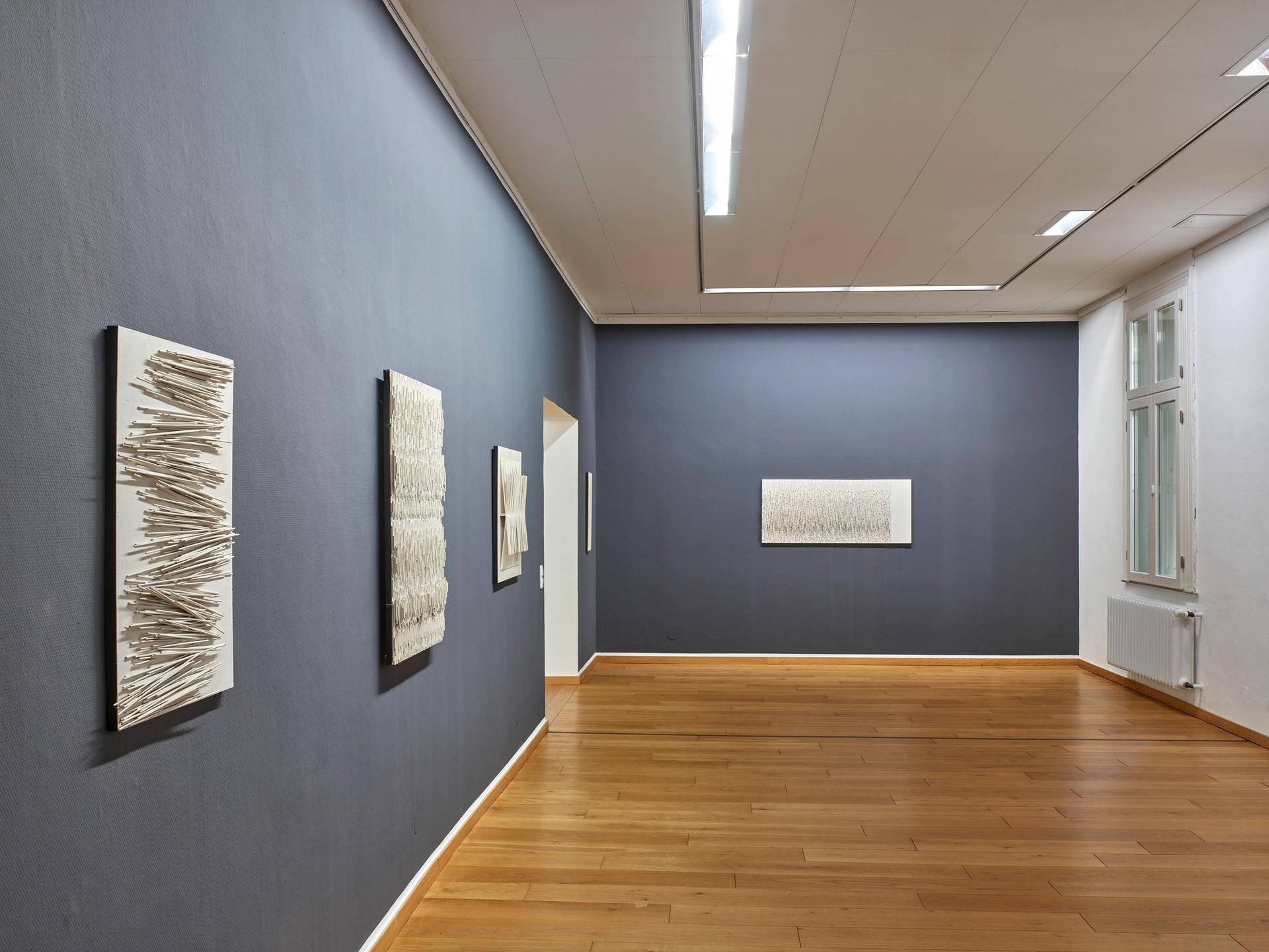 Marianne Aue: Pictorial Action, 2024, Ausstellungsansicht Kunstmuseum Gelsenkirchen, Foto: Achim Kukulies, ©Nachlass Marianne Aue