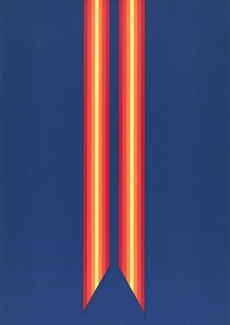 Optic-Art. Vertikale Balken mit schrägen Endungen, die ein Dreieck bilden. Die Balken sind in schmalere Balken mit Farbstufungen geteilt (Farben: rot, orange, gelb, dunkelblau).