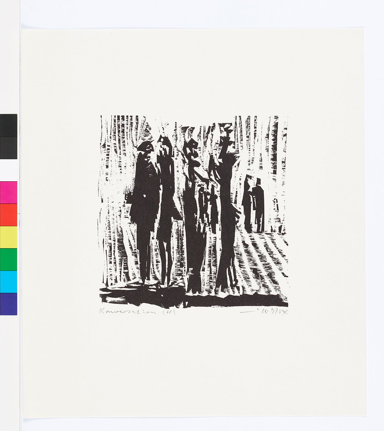 Abstraktes Bildmotiv. Vier senkrechte und unebene schwarze Balken. Im Hintergrund sind waagerechte, kurze Striche.