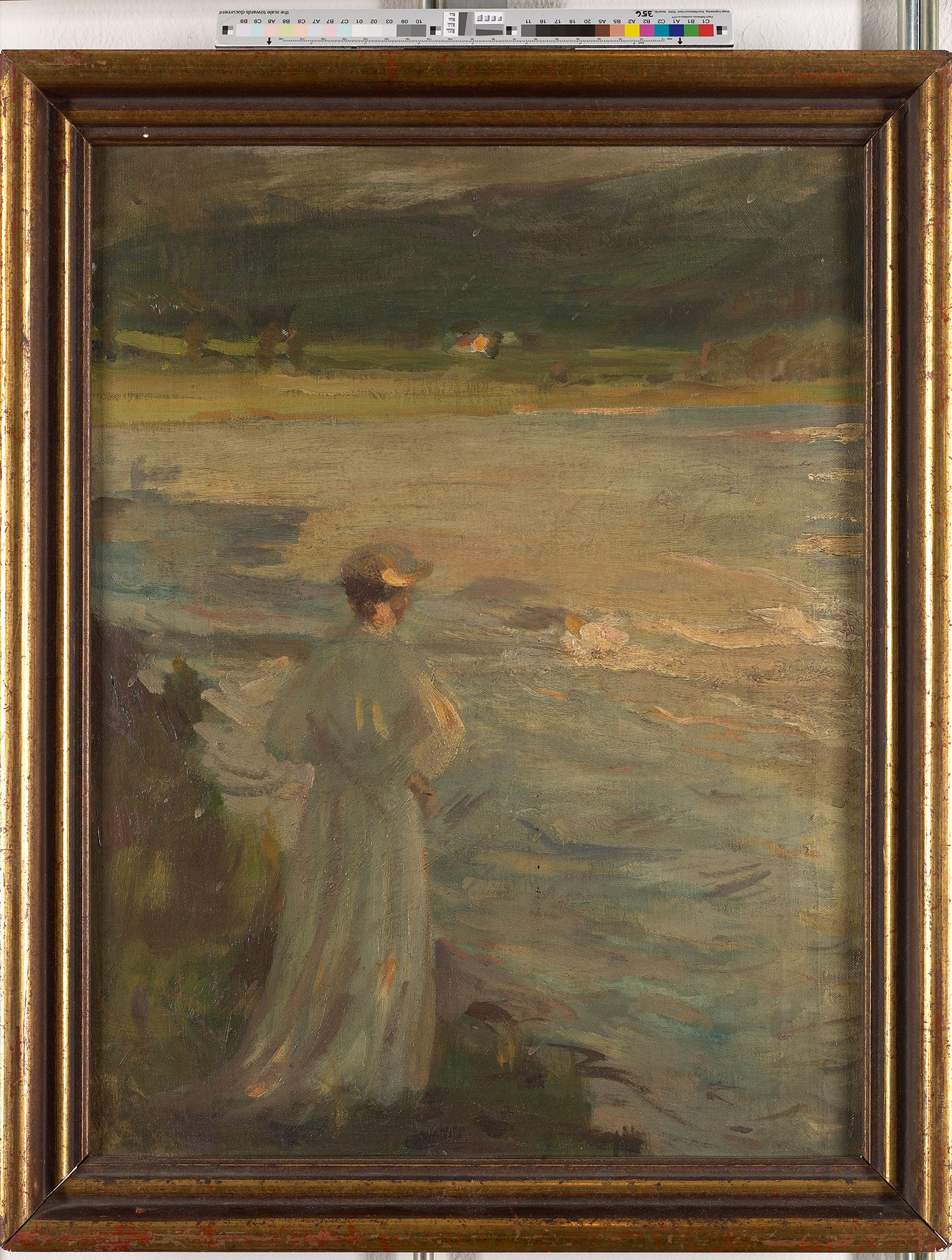 Öl Gemälde einer Frau. Abgebildet von hinten in einem langen weißen Kleid. Frau steht am Wasserufer.