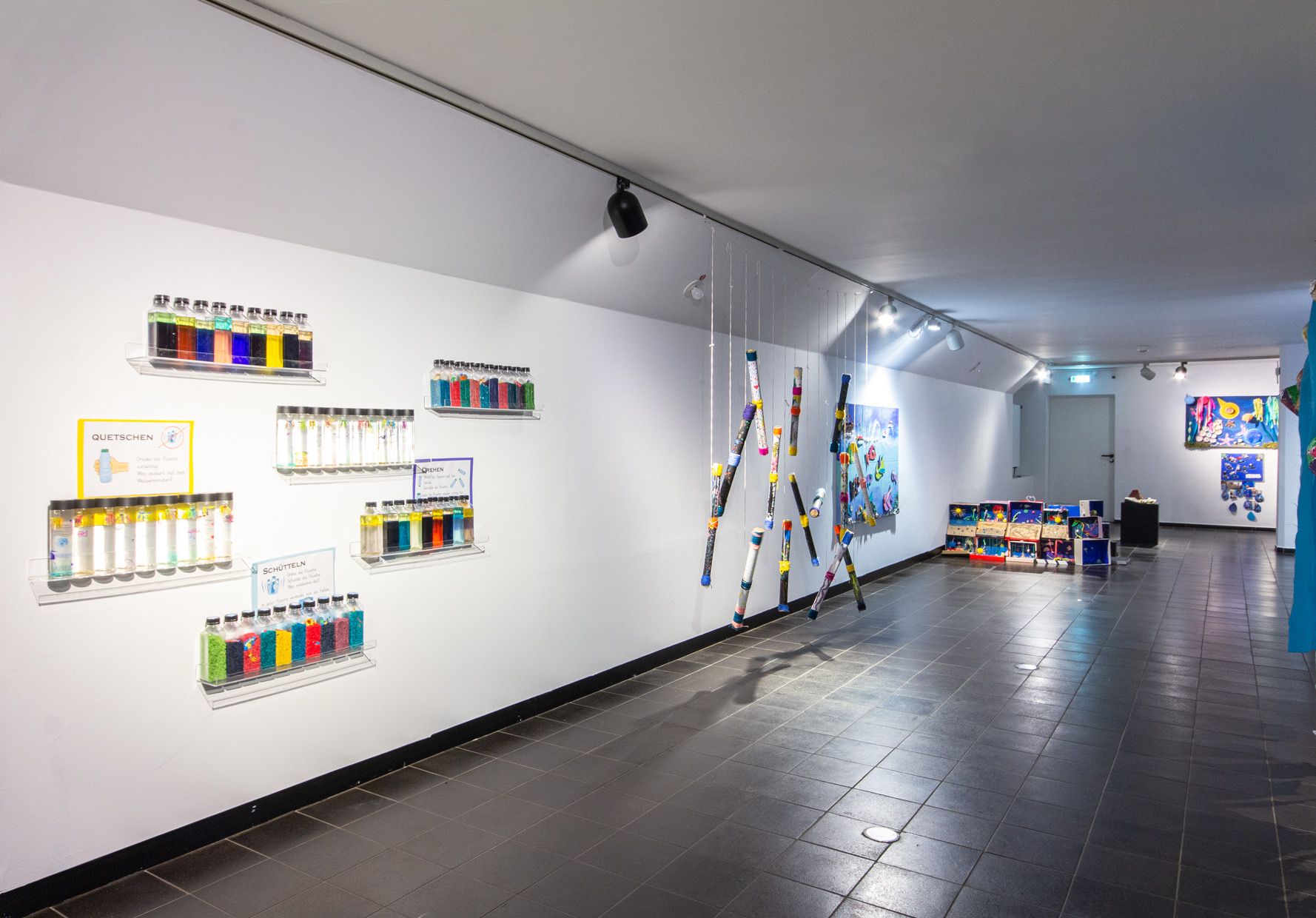 Villa Kinderbunt, Ausstellungsansicht: Kunstmuseum Gelsenkirchen 2025, Foto: Philipp Valenta