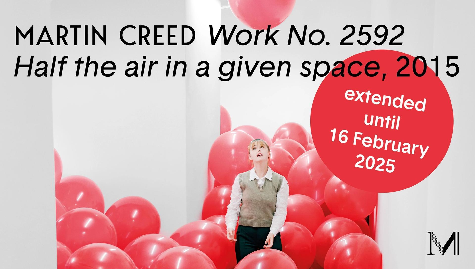 Martin Creed, Work No. 2592, Half the air in a given space, 2015, exhibition view Kunstmuseum Gelsenkirchen, 2024, Photo: Katharina Kemme