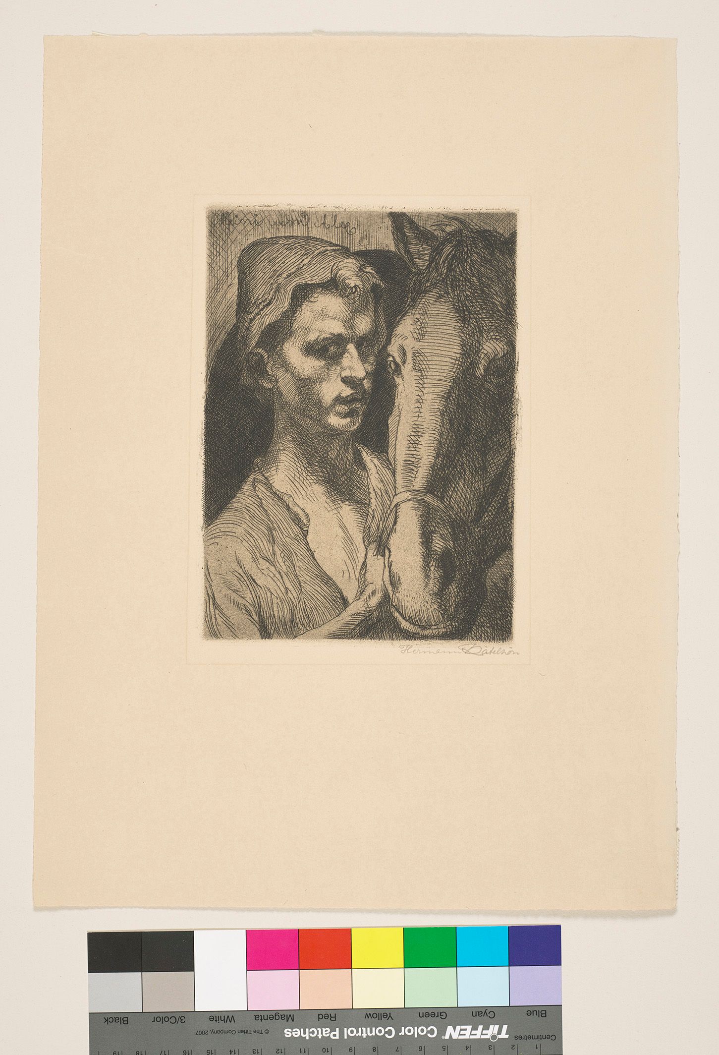 Portrait eines Jungen mit einem Pferd. Der Junge trägt eine Mütze.