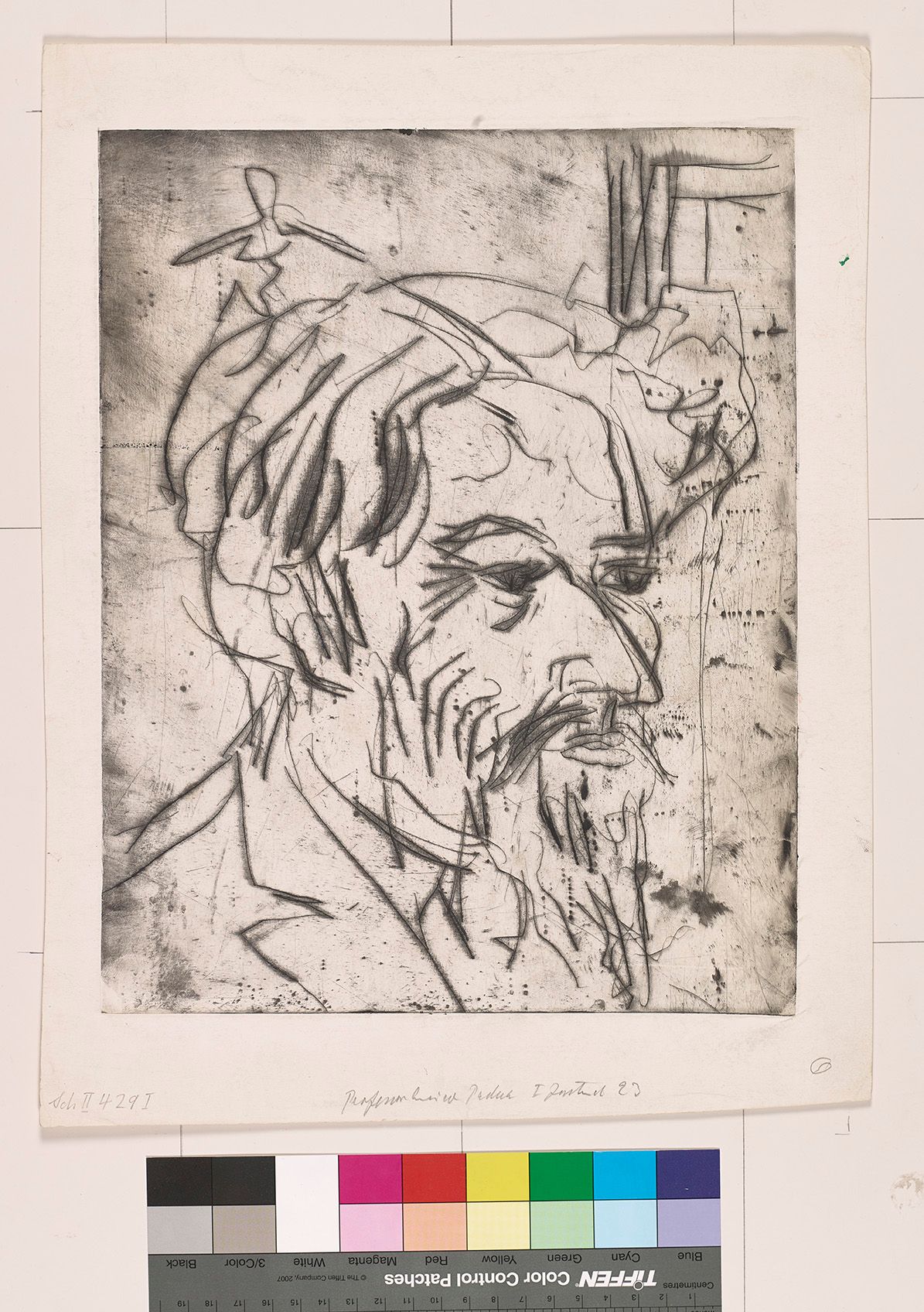 Abstraktes 3/4 Portrait von Enrico Padua. Alter Mann mit Bart und Anzug. 