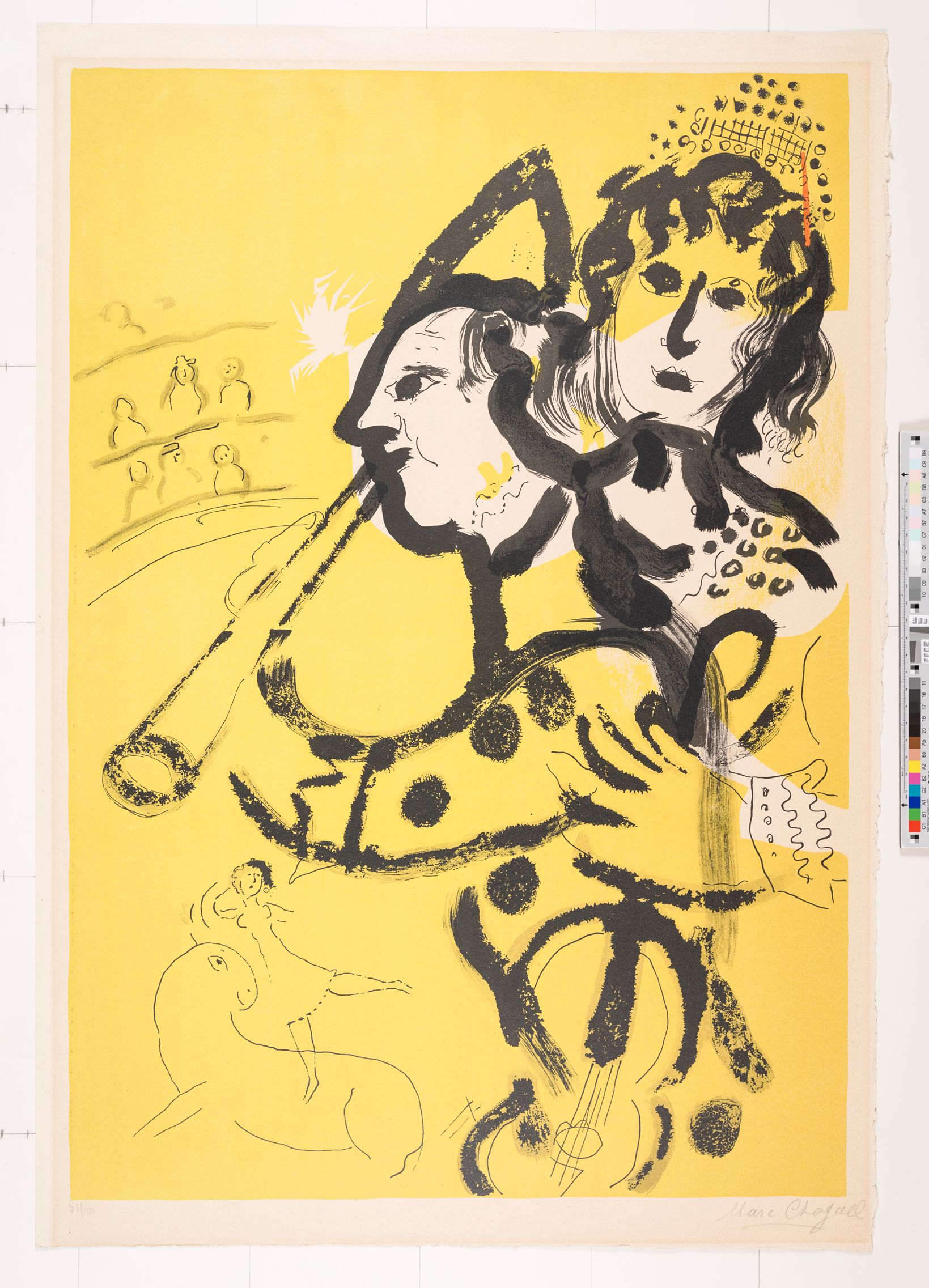 Abstraktes Bildmotiv von zwei Zirkus Mitgliedern mit einer Geige und in der Hand und einer Flöte im Mund. Im Hintergrund ist ein Publikum auf gelben Untergrund.