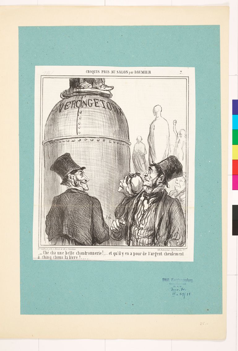 Zeichnung. Zwei fein gekleidete Männer und eine Frau schauen sich einen Metall Sockel mit einem Schriftzug an. Im Hintergrund sind antike Skulpturen. 