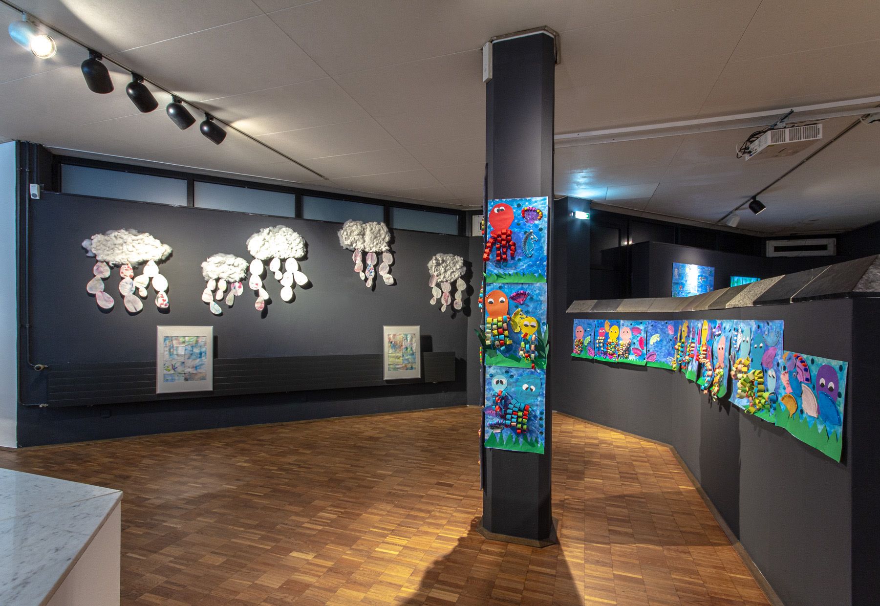 Villa Kinderbunt, Ausstellungsansicht: Kunstmuseum Gelsenkirchen 2025, Foto: Philipp Valenta