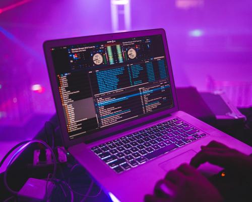 Best DJ Software for Beginners 2026: The Tools Worth Starting With
