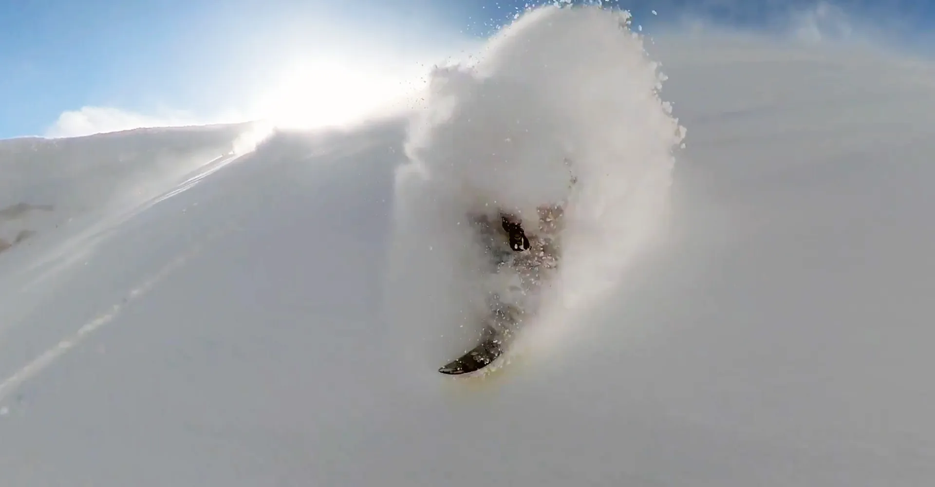 Snowboarder in the whiteroom at Grand Hirafu