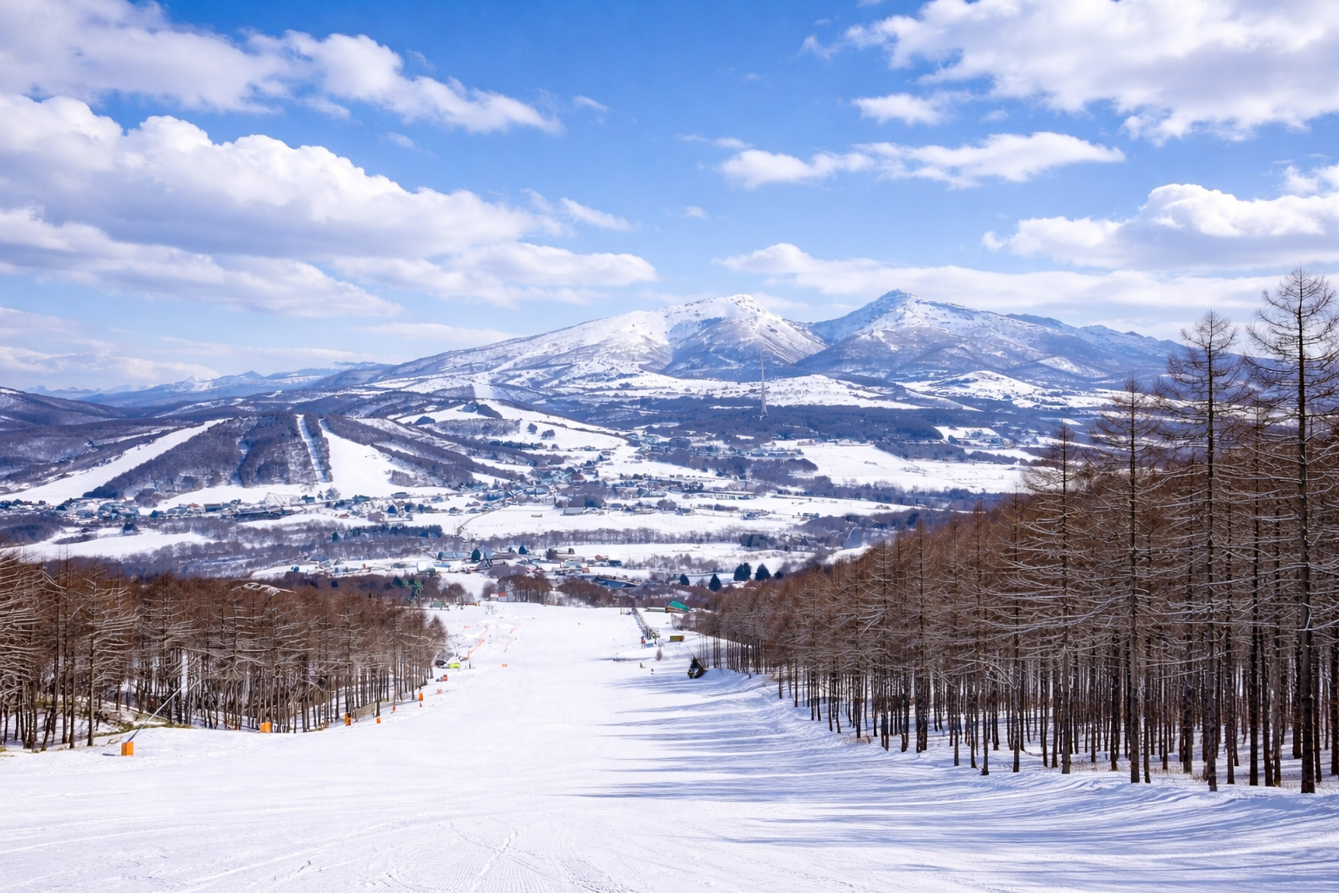 Sugadaira Kogen Ski Run and views