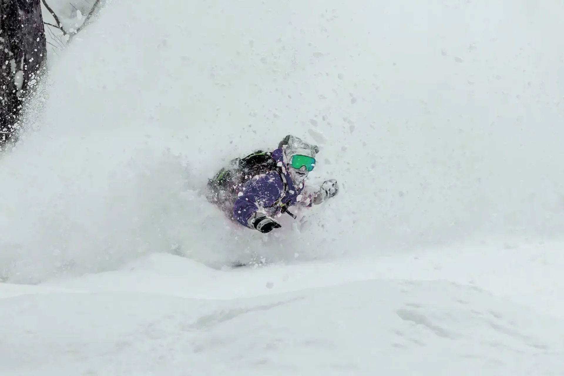 Skier enjoying some KPOW at Kamui Ski Links