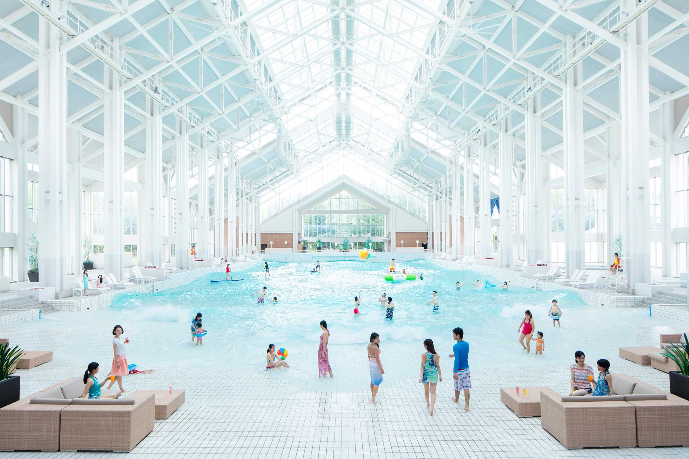 Mina Mina wave pool at Tomamu