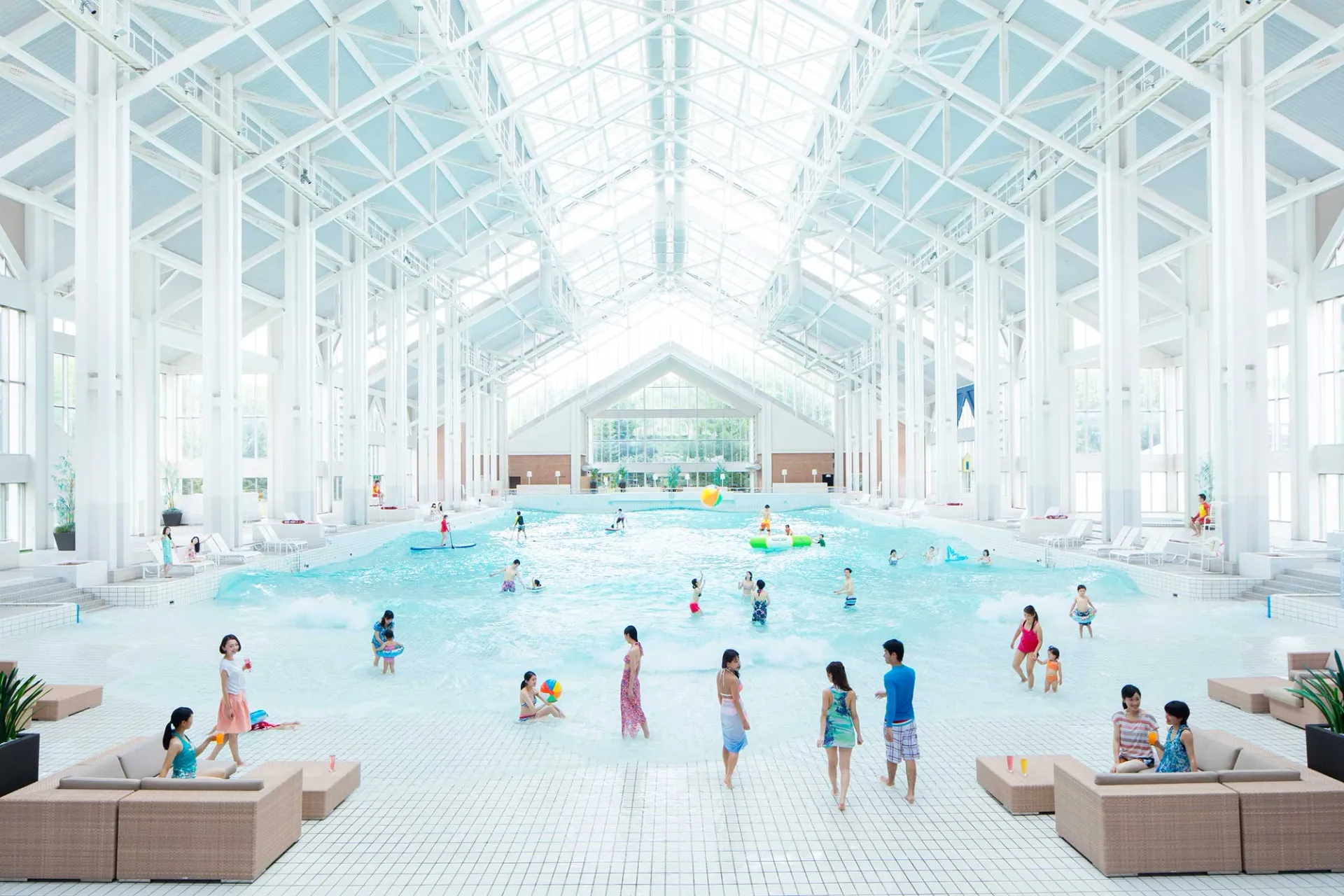 Mina Mina wave pool at Tomamu