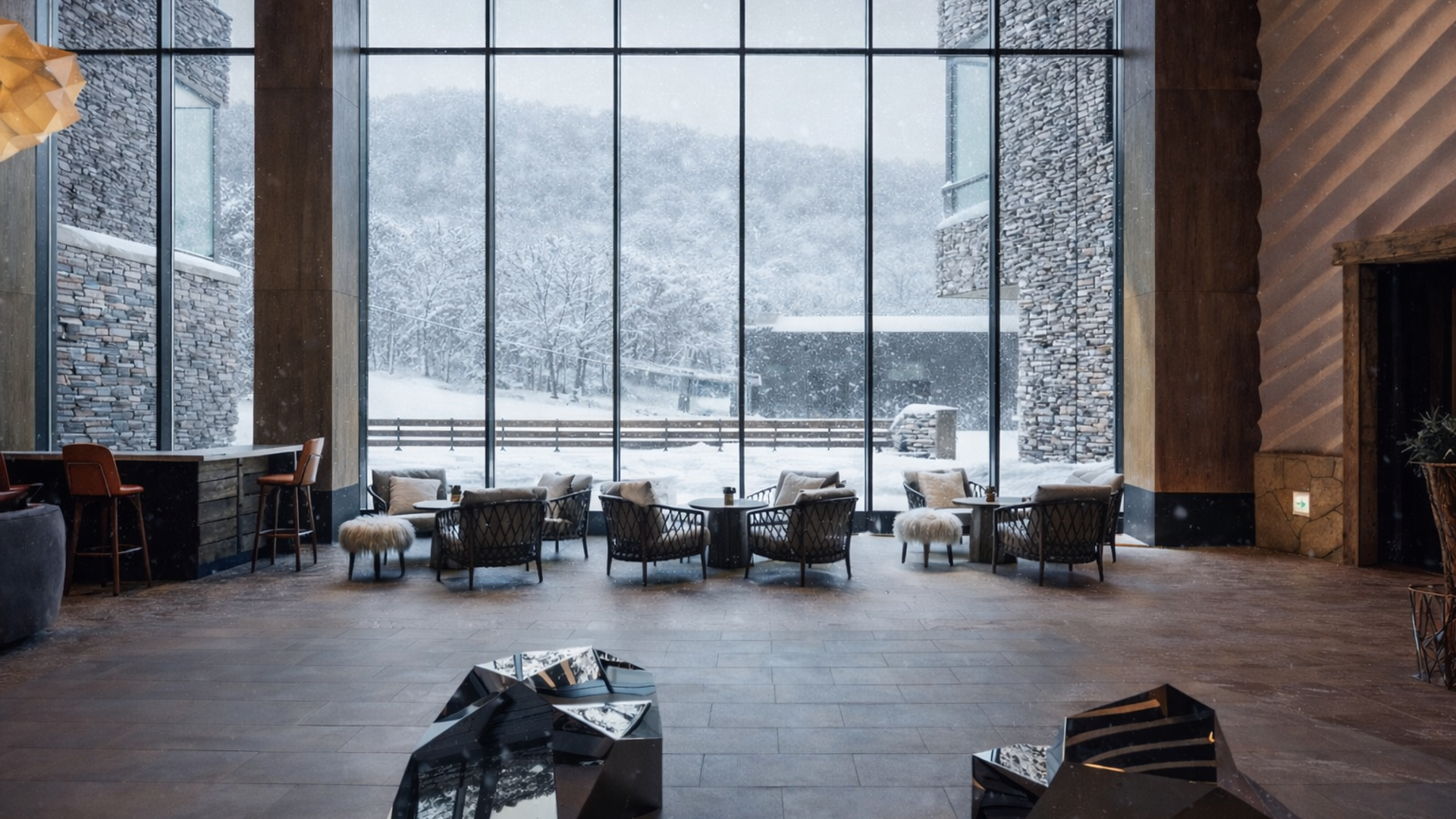 Best Luxury Ski-in/Ski-out Ski Resorts in Japan