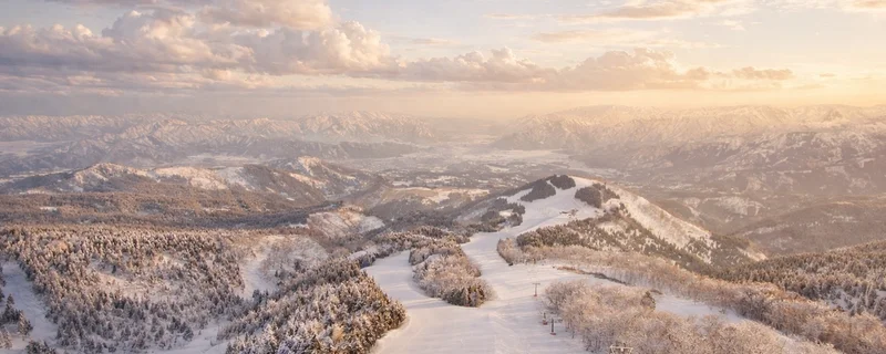 Magnificent evening above Washigatake Ski Resort