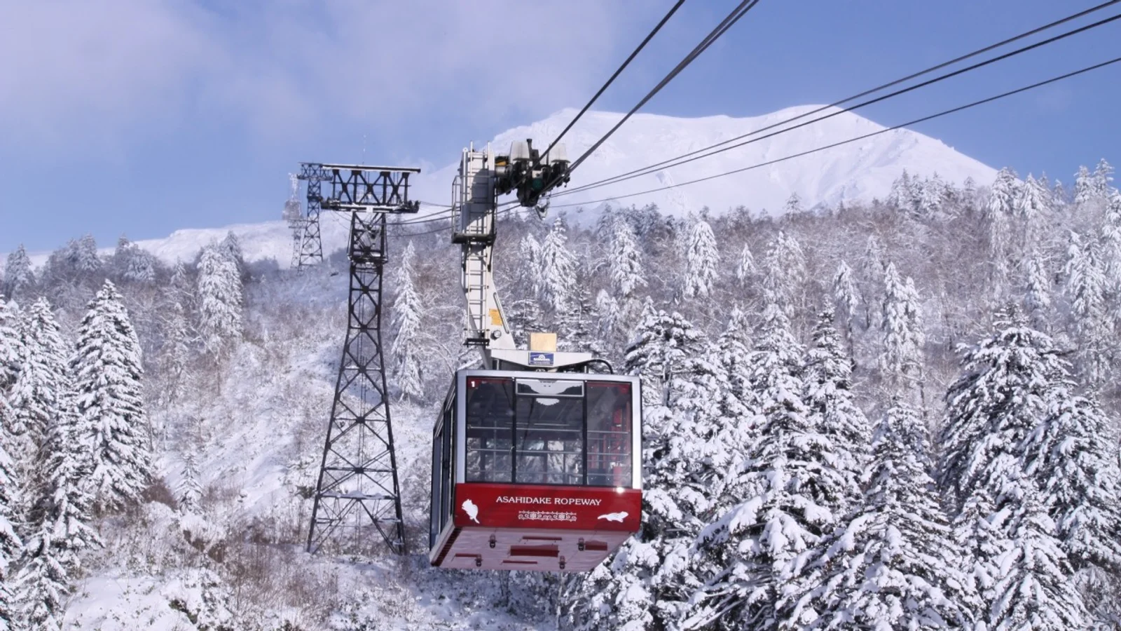 Asahidake ropeway on a bluebird day