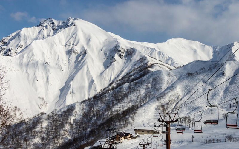 Impressive M Mountain with chairlifts