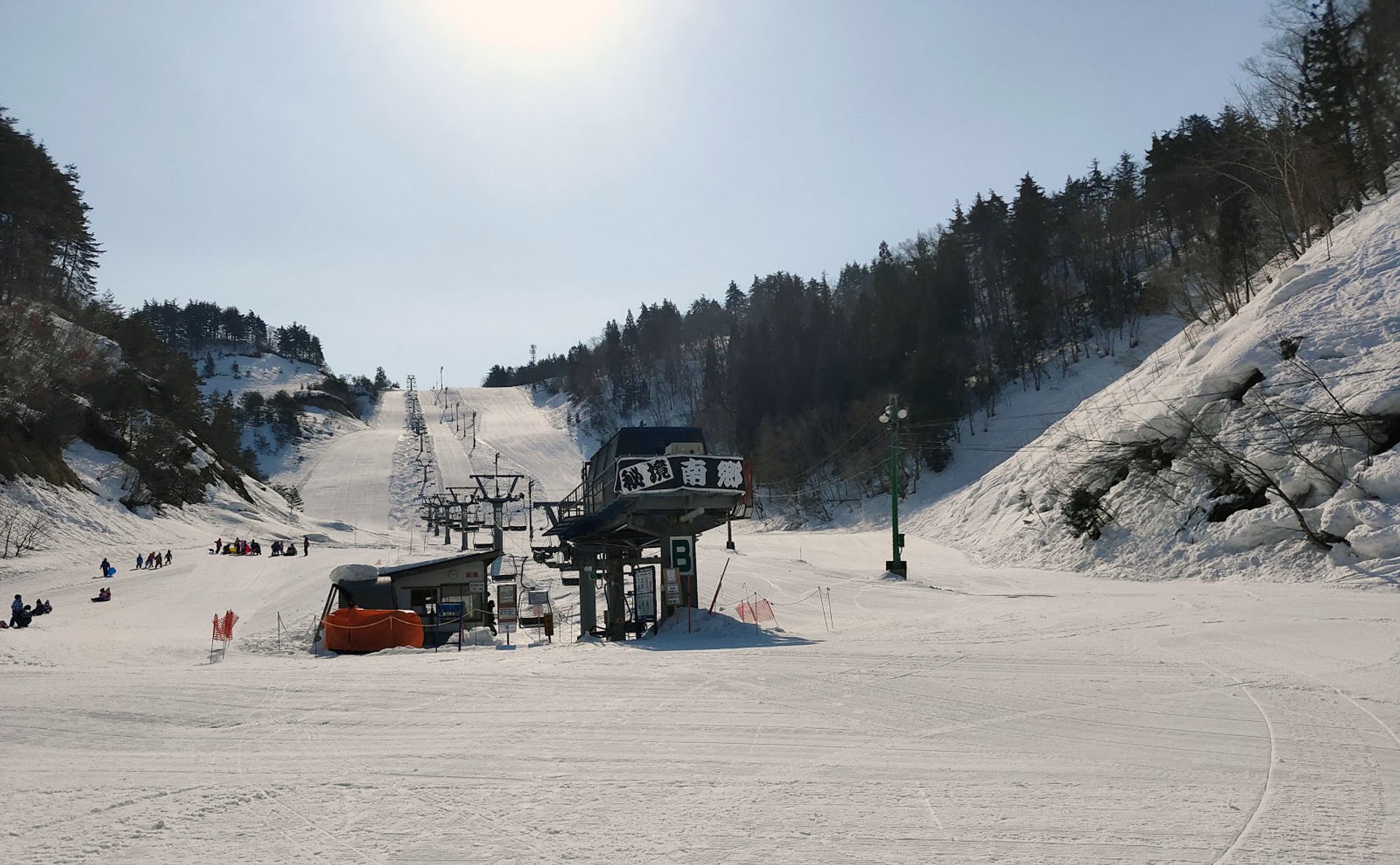 Chairlift spinning at Aizu Kogen Nango