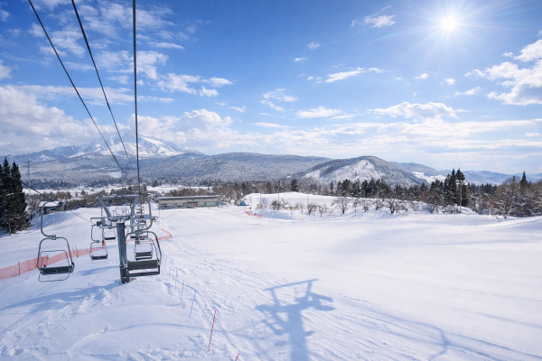 Shirataka Choei Ski Resort