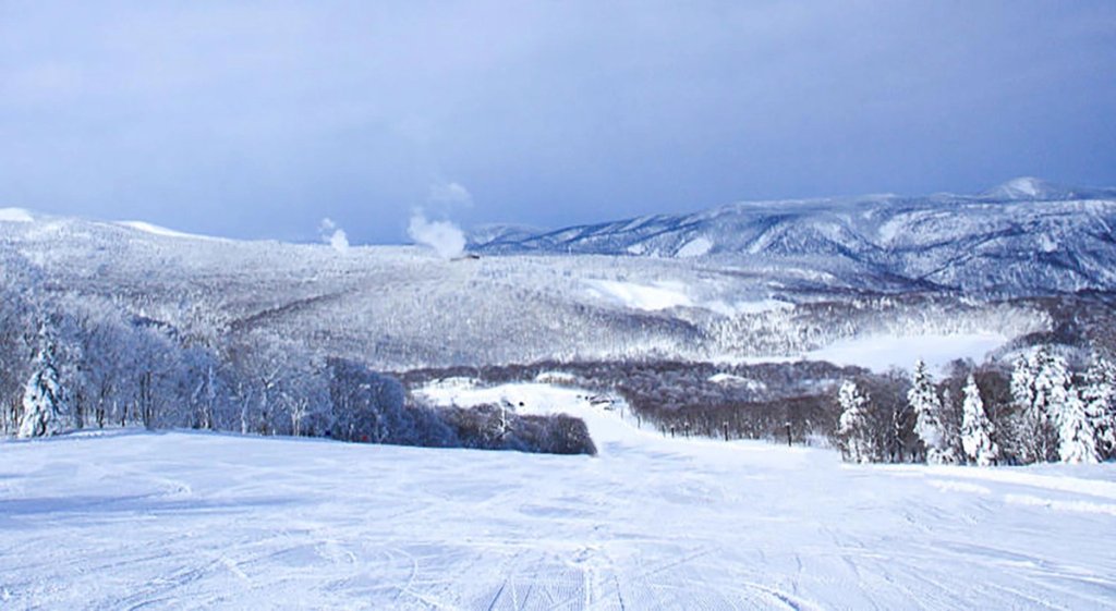 view over the Hachimantai mountains