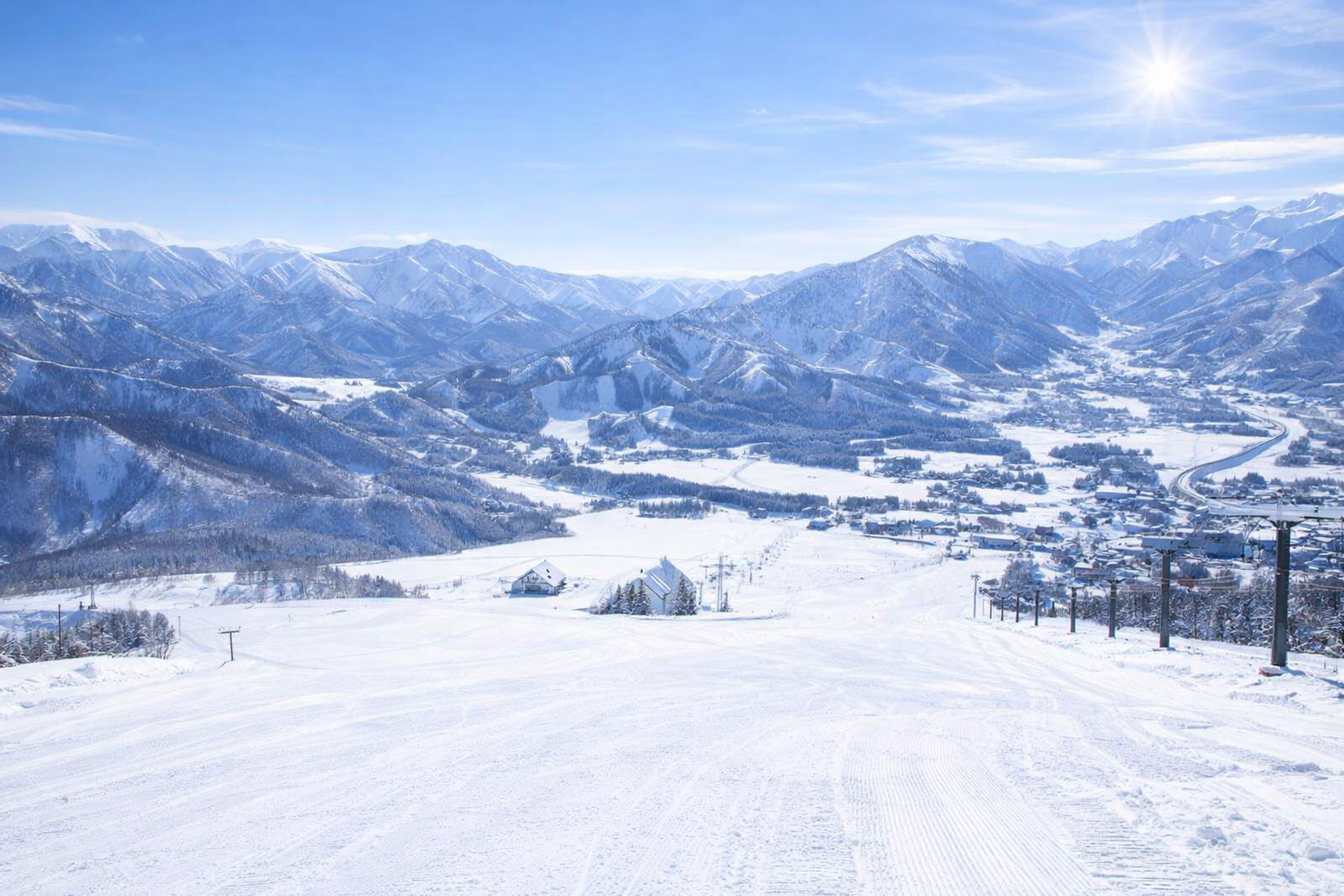 Empty runs at Iwappara Ski Resort 