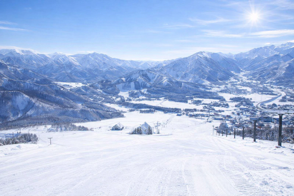 Empty runs at Iwappara Ski Resort