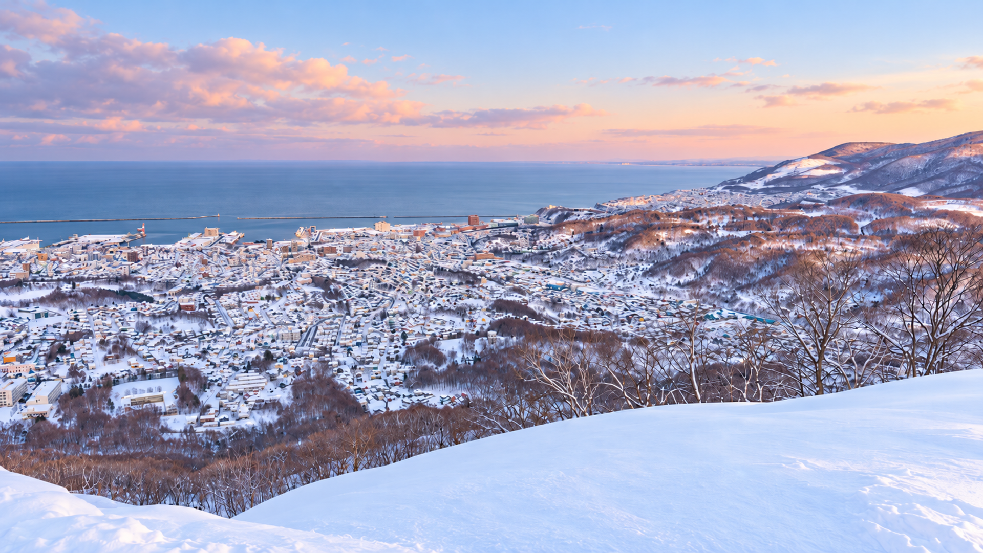 Beautiful views of the city of Otaru