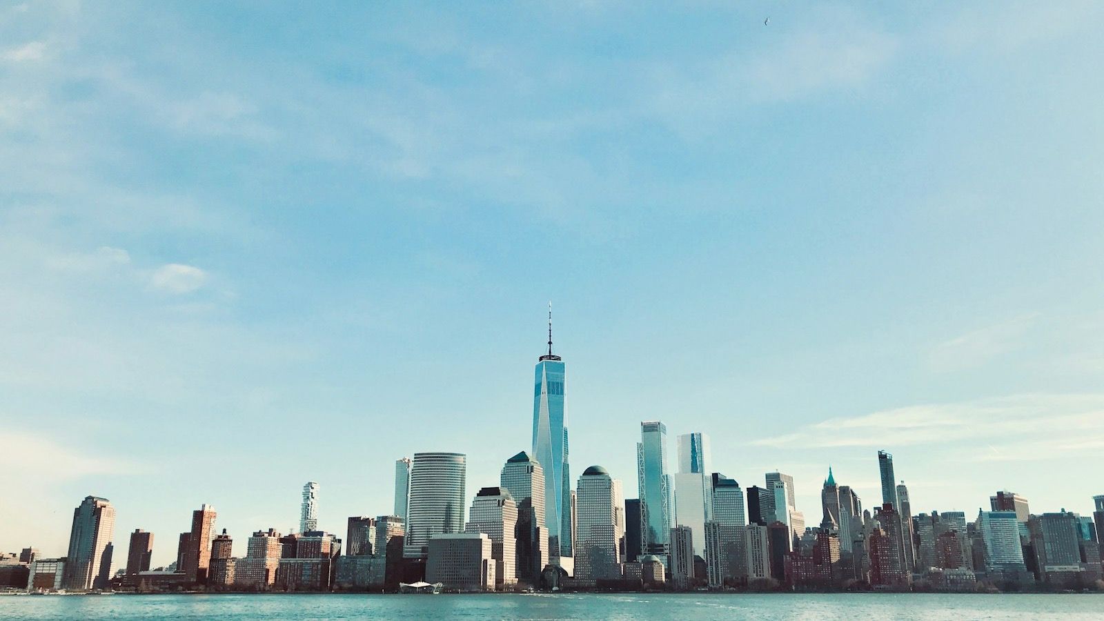 Start frame — city skyline by day