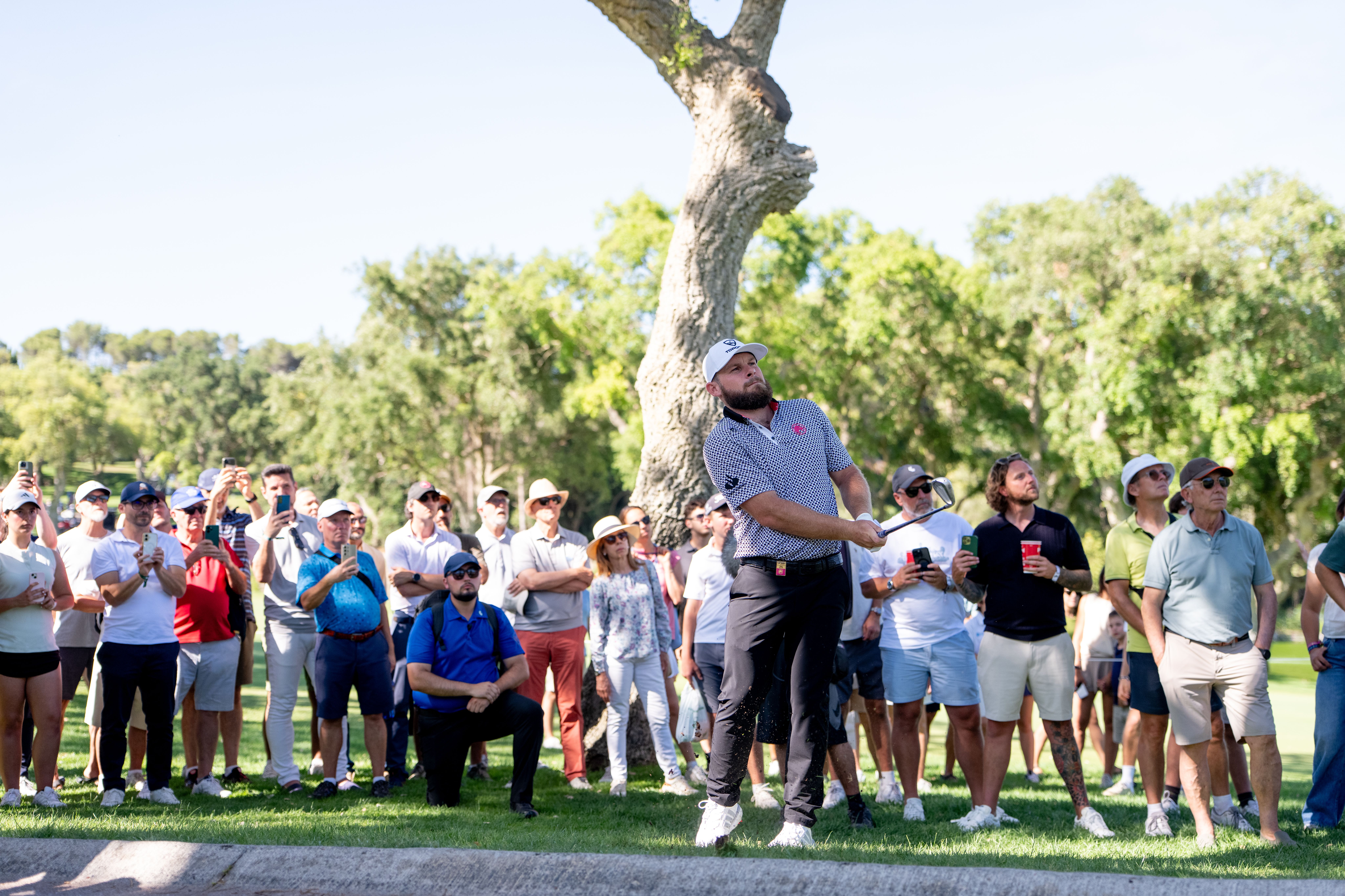 Rd. 2 recap: Hatton, Legion XIII passing Valderrama’s tough test at LIV Golf Andalucia