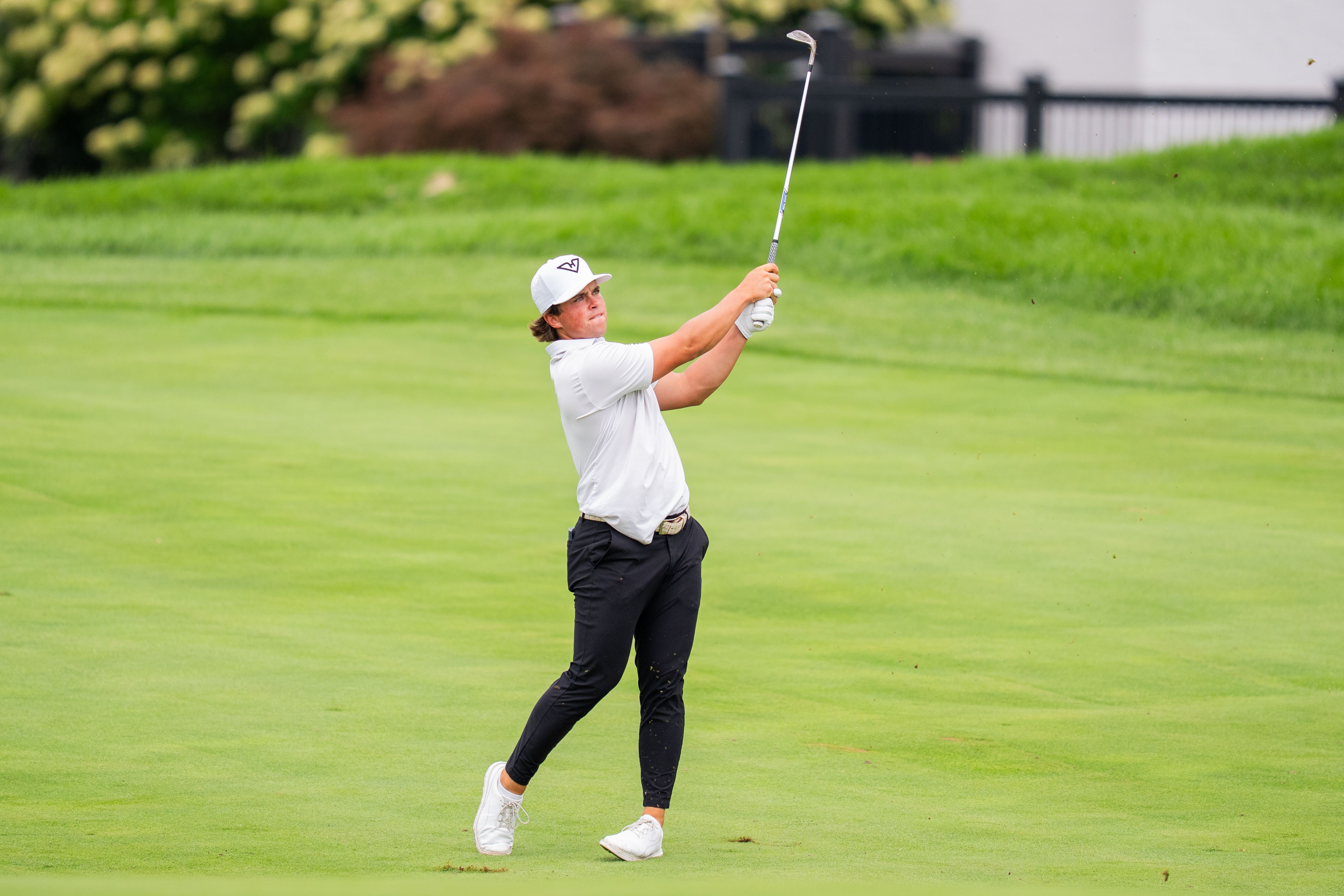 Rd. 3 recap: Crowded leaderboards set up thrilling finish