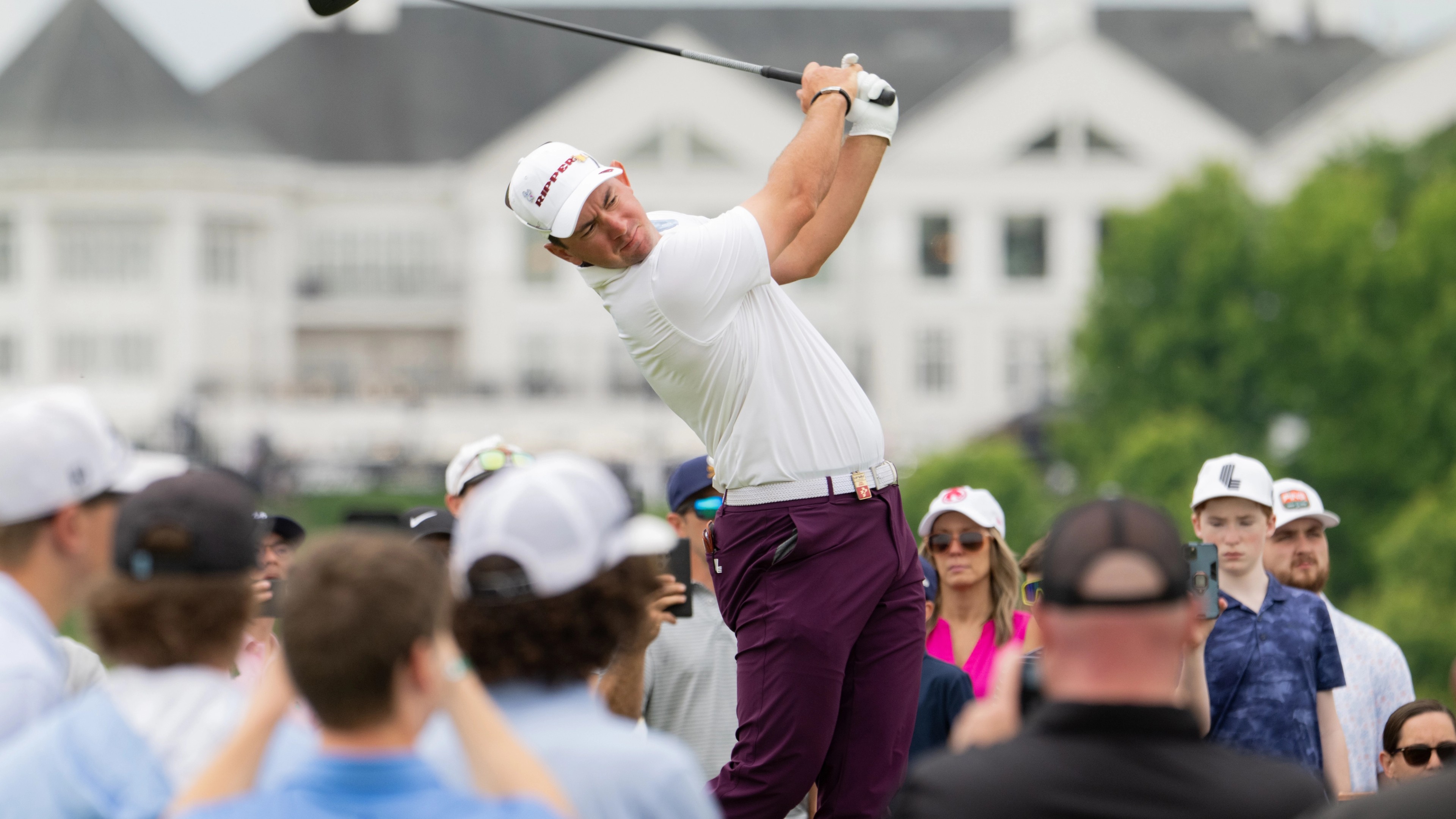 Herbert maintains lead with Garcia charging