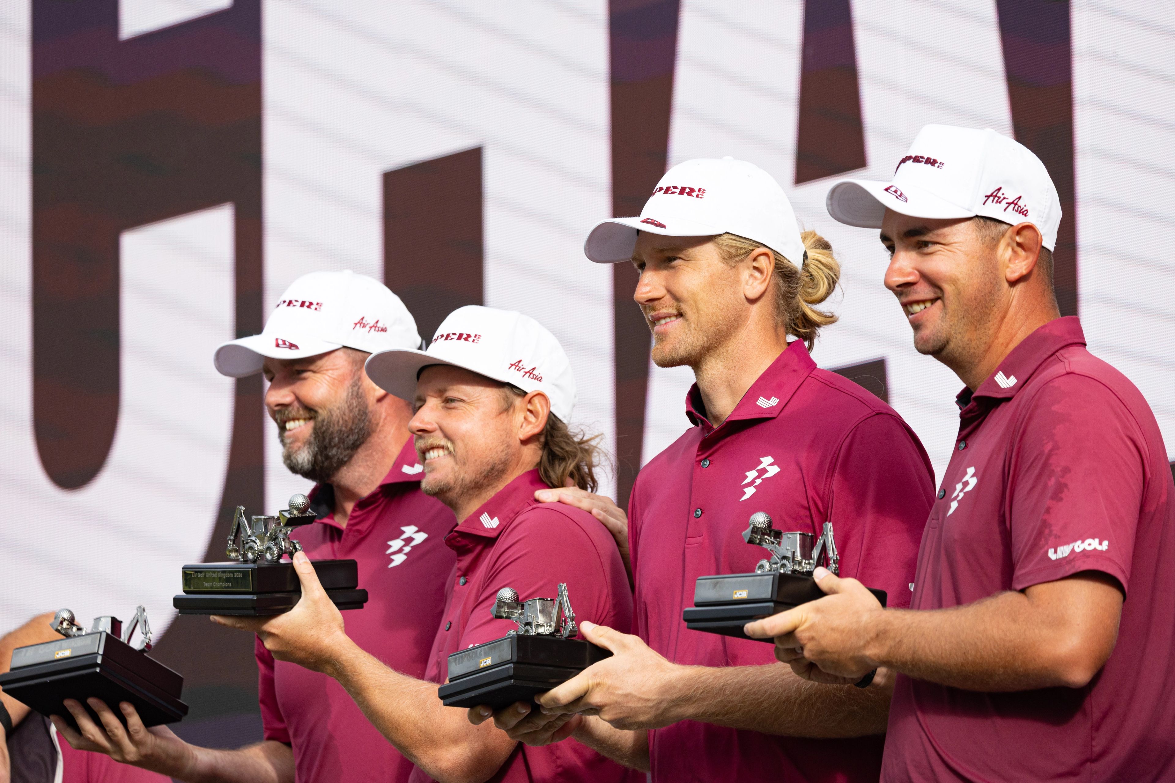 Ripper Golf Club celebrates its team title in the United Kingdom.