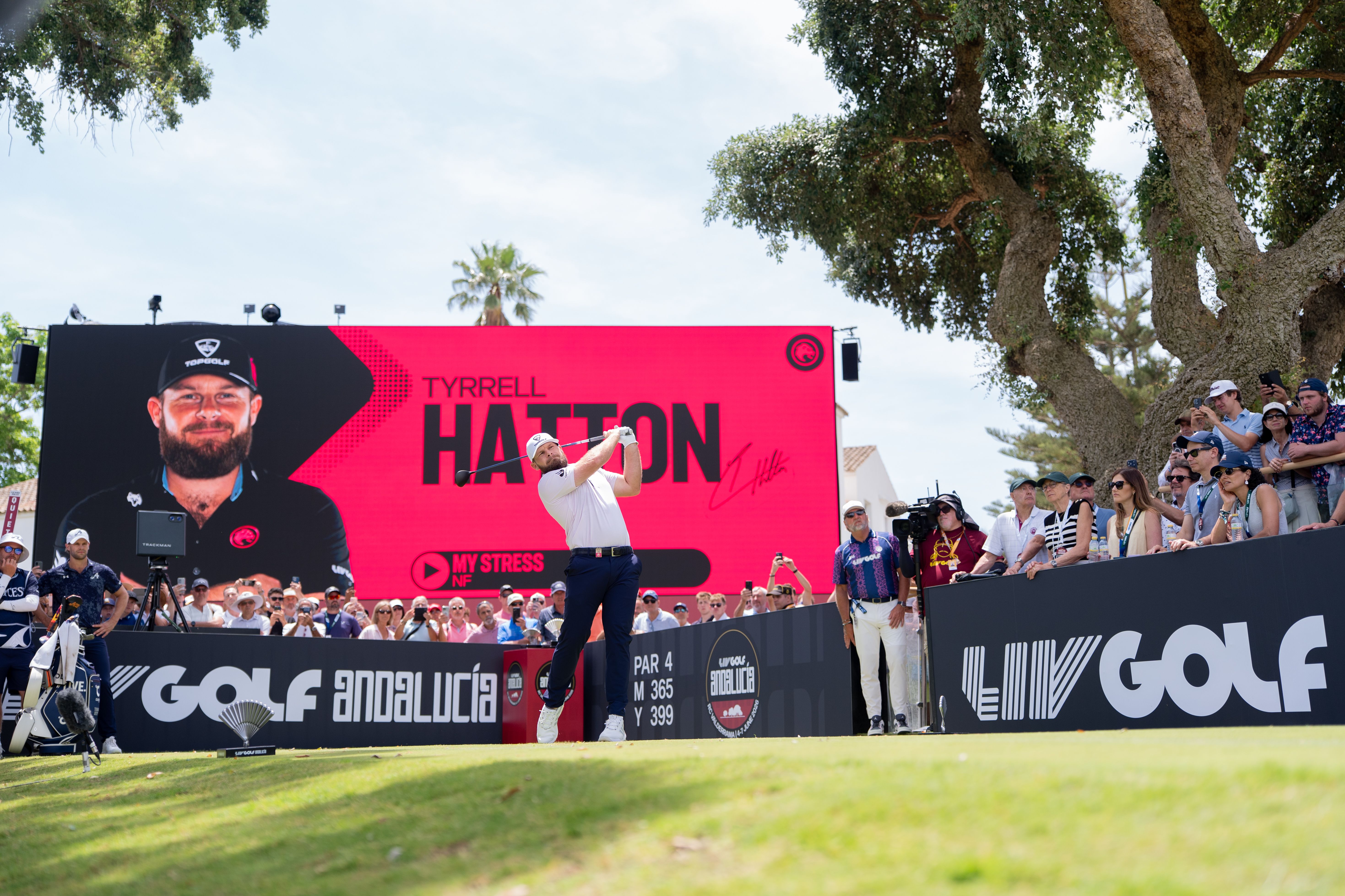 Red-hot Hatton leads after Round 3; 4Aces GC on top