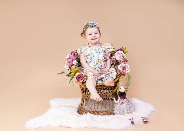 Sitter portraits by Roma Pierzga