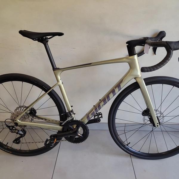 Giant Défy Adv2