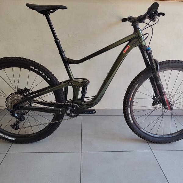 Giant Trance 29 1