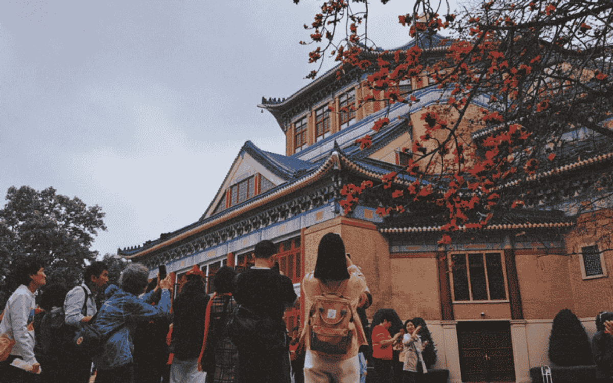 NHÀ TƯỞNG NIỆM TÔN TRUNG SƠN CÓ GÌ ĐẶC BIỆT?
