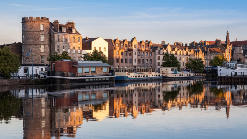 Lịch trình du lịch Edinburgh 5 ngày 4 đêm: Hành trình khám phá thành phố cổ kính và sắc màu mùa xuân