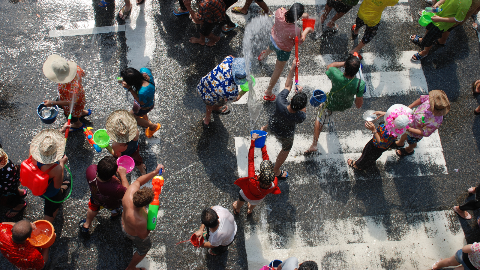 Du lịch Chiang Mai mùa Songkran: Trải nghiệm độc đáo và hành trình khám phá 4 ngày 3 đêm đầy sắc màu